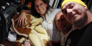 A mentőben segítették világra egy baranyai kismama gyermekét