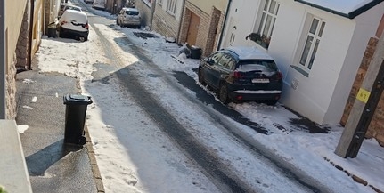 Nem tudják minden utcából elszállítani a szemetet Pécsett Nem tudják minden utcából elszállítani a szemetet Pécsett