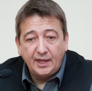 Bayer Zsolt a Tisza állítólagos előnyéről: aztán jött a valóság nevű nagybácsi