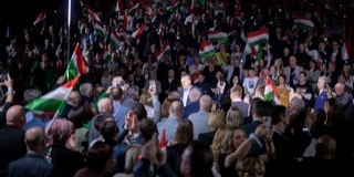 Orbán Viktor: aki fiatalként a Tiszára szavaz, a saját jövője ellen szavaz