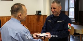 Évtizedek óta szolgáló baranyai tűzoltókat köszöntöttek