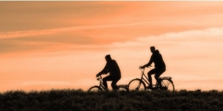 Húsz fok, napsütés, de a reggelek még csípősek - Egész héten velünk marad a tavasz