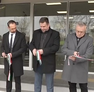 Átadták a 660 millió forintból felújított villányi vasútállomás épületét