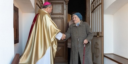 A nagyhéten is folytatta misszióját a pécsi megyéspüspök A nagyhéten is folytatta misszióját a pécsi megyéspüspök