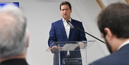 Jótékony célra ajánlják fel végkielégítésüket a leköszönt kormány tagjai Jótékony célra ajánlják fel végkielégítésüket a leköszönt kormány tagjai