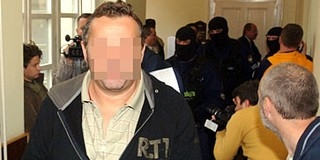 Marad előzetesben a PTE volt gazdasági főigazgatója Marad előzetesben a PTE volt gazdasági főigazgatója