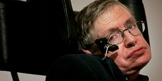 Hetvenéves Stephen Hawking, a világ legokosabb embere Hetvenéves Stephen Hawking, a világ legokosabb embere