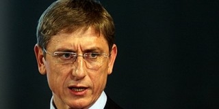 Terjed, hogy Gyurcsány pécsi szakdolgozata sincs rendben, de a PTE nem adhat ki adatot - VIDEÓ