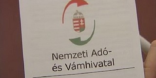 Az adóhivatal is tartozik - saját magának