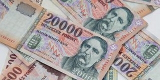 Beváltotta ígéretét: lemondott a bankszövetség elnöke