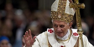 A pápa február végén lemond, húsvétra új szentatya lehet