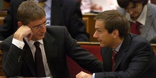 Választási bizottságot állított fel Bajnai, Gyurcsány és Mesterházy