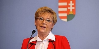 Hoffmann: magasan szárnyal az MTA elnöke