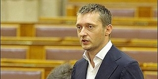 Rogán: 2014 a kiskeresetűek adócsökkentésének éve lesz