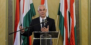 Béremelést kapnak a szociális ágazatban dolgozók