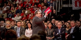 Az MSZP visszavágna a Hír TV-nek: bűncselekményt sejtenek Lukácsék