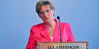 Hoffmann Rózsa az év tehetségeit díjazta