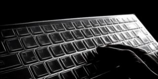 Interneten ismerkedett férfiakkal a 11 éves zalai lány