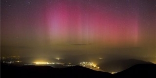 Ritka csodát, sarki fényeket fotóztak Pilisszentkeresztnél