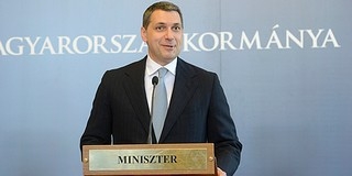 Lázár János növelné a közbeszerzések nyilvánosságát