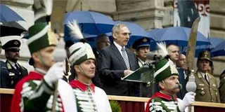 Pintér: felértékelődik a rend a forrongó világban