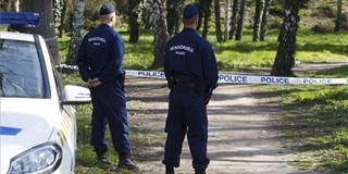 Emelkedik a rendőrök és a katonák fizetése