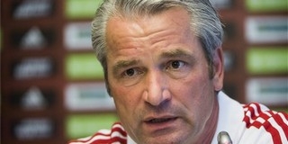 Bernd Storck örül, hogy végre elkezdték a munkát Bernd Storck örül, hogy végre elkezdték a munkát
