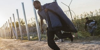 Ismét kitörtek a migránsok a röszkei gyűjtőpontról