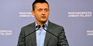 A migrációs válsághelyzetről tanácskoznak a frakcióülésen