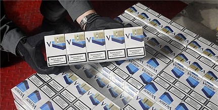 Dubajból próbált cigarettát csempészni két férfi