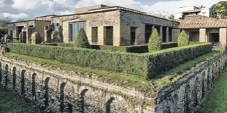 Újabb ókori villákat nyitottak meg Pompejiben