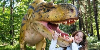 Átadták Magyarország legnagyobb dinoszauruszparkját