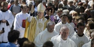 Nagyboldogasszony napját ünneplik a katolikusok