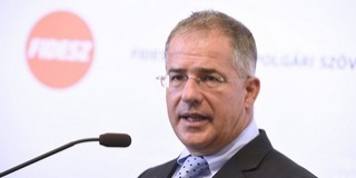 Kósa elárulta, miről tárgyal a Fidesz-frakció Balatonfüreden