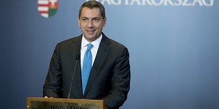 Lázár a népszavazásról: Magyarország jövője a tét