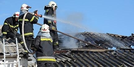 Több mint nyolcezer csirke pusztult el egy tűzben