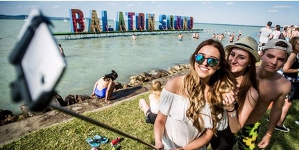 Ma startol a Balaton Sound fesztivál Zamárdiban