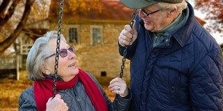 Emmi: kiemelt cél a nyugdíjasok támogatása