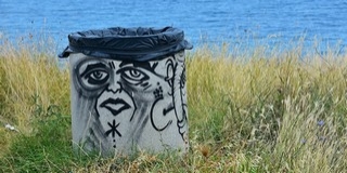 Hulladékszobrok hívják fel a figyelmet a természetvédelemre